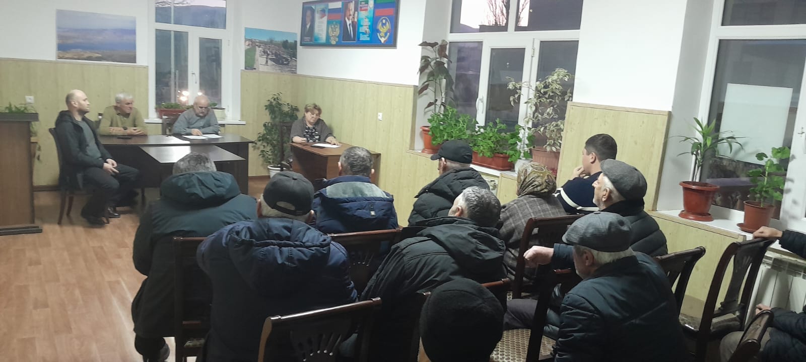 Публичные слушания  по вопросу строительства восьми этажного многоквартирного жилого дома.