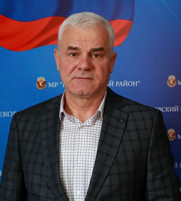 Джамалдинов Микаил Эмеевич.